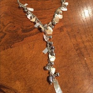 Parklane necklace shell and silver tone